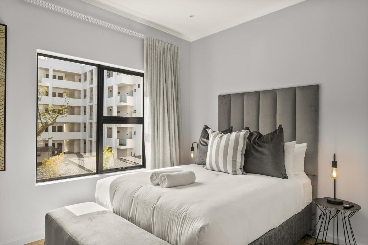 The Monroe Luxury Apartments Johannesburg Exterior photo